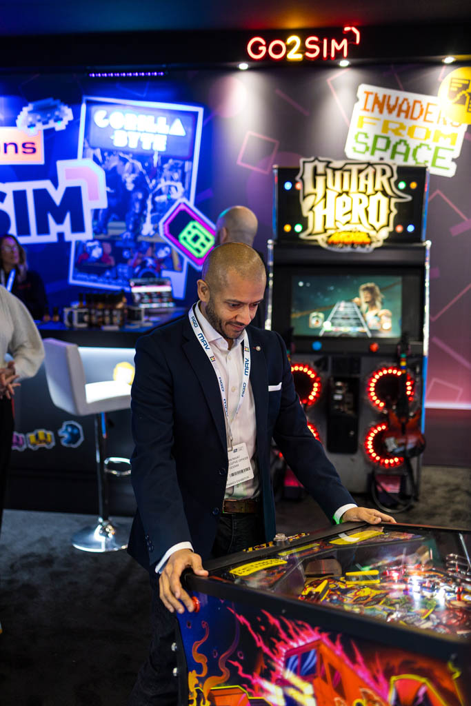 Hiran playing pinball